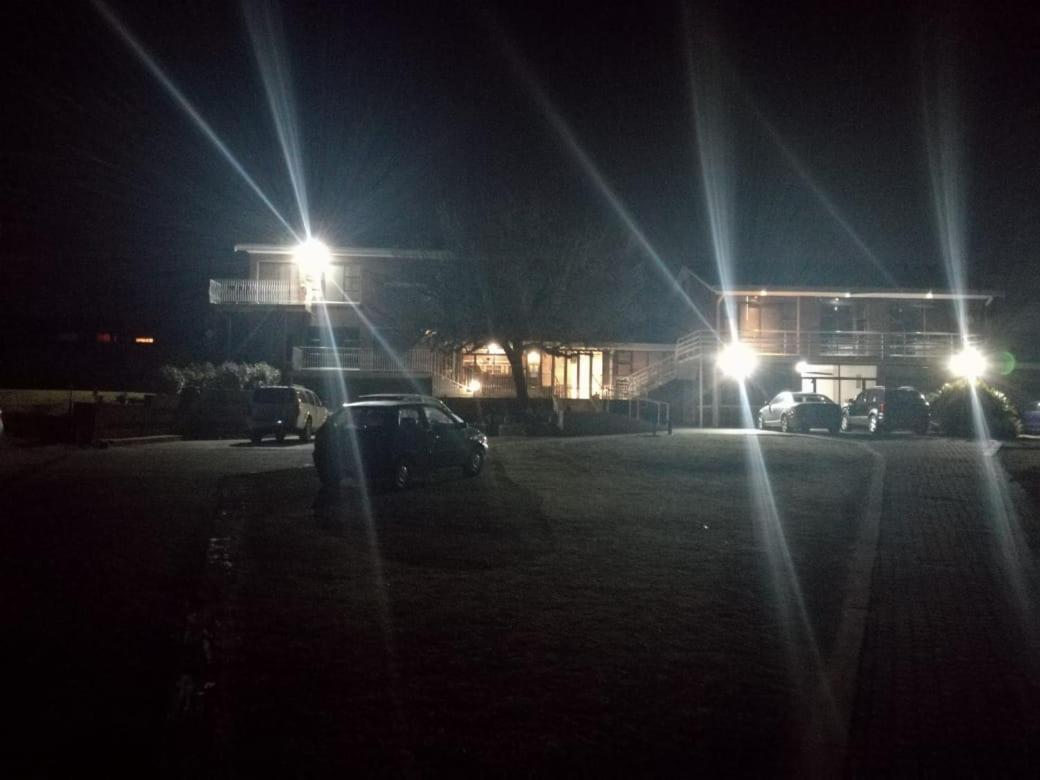 Skylight Lodge Harrismith Εξωτερικό φωτογραφία